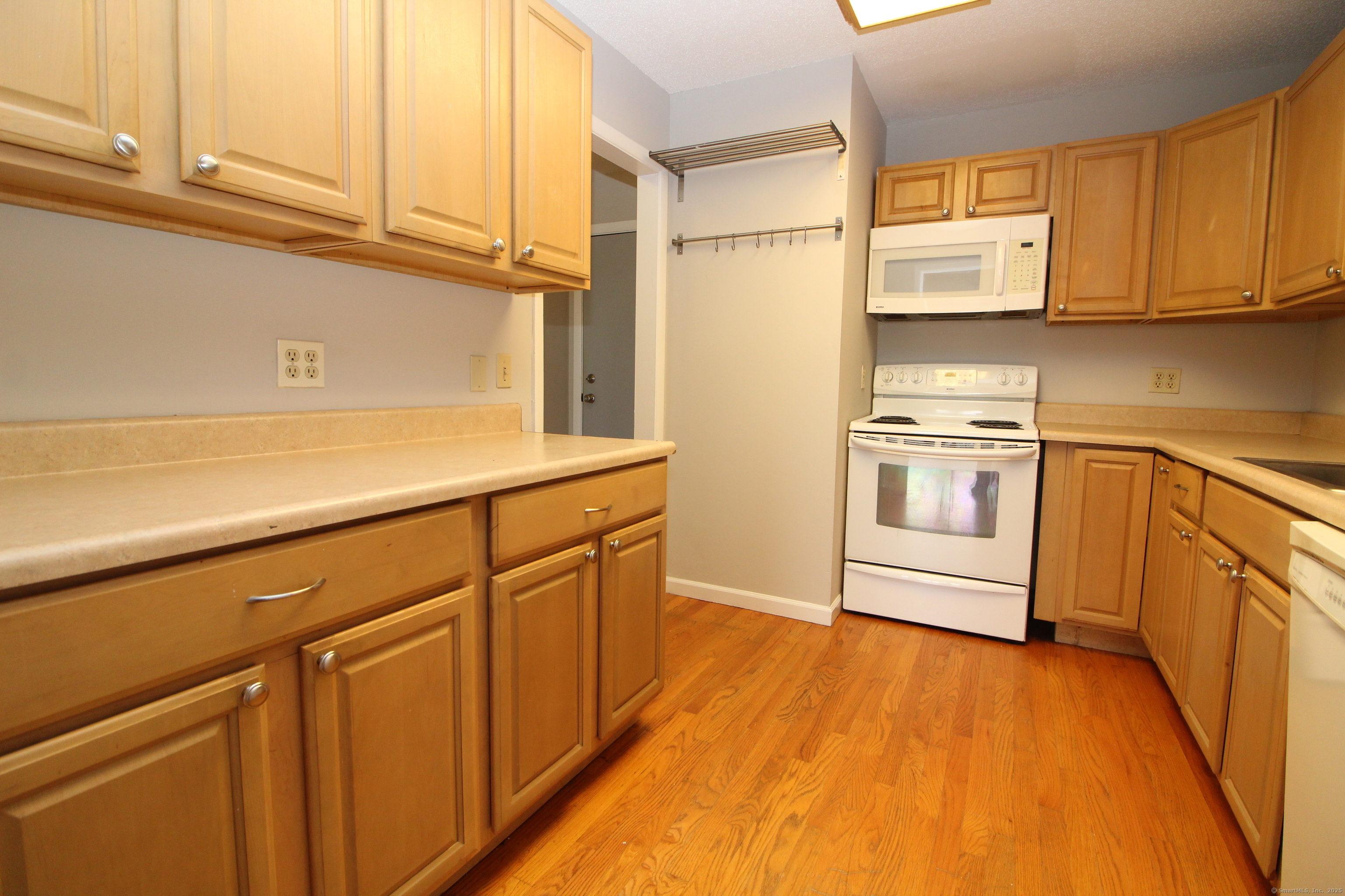 1730 State Street #APT 203, Hamden, Connecticut image 7
