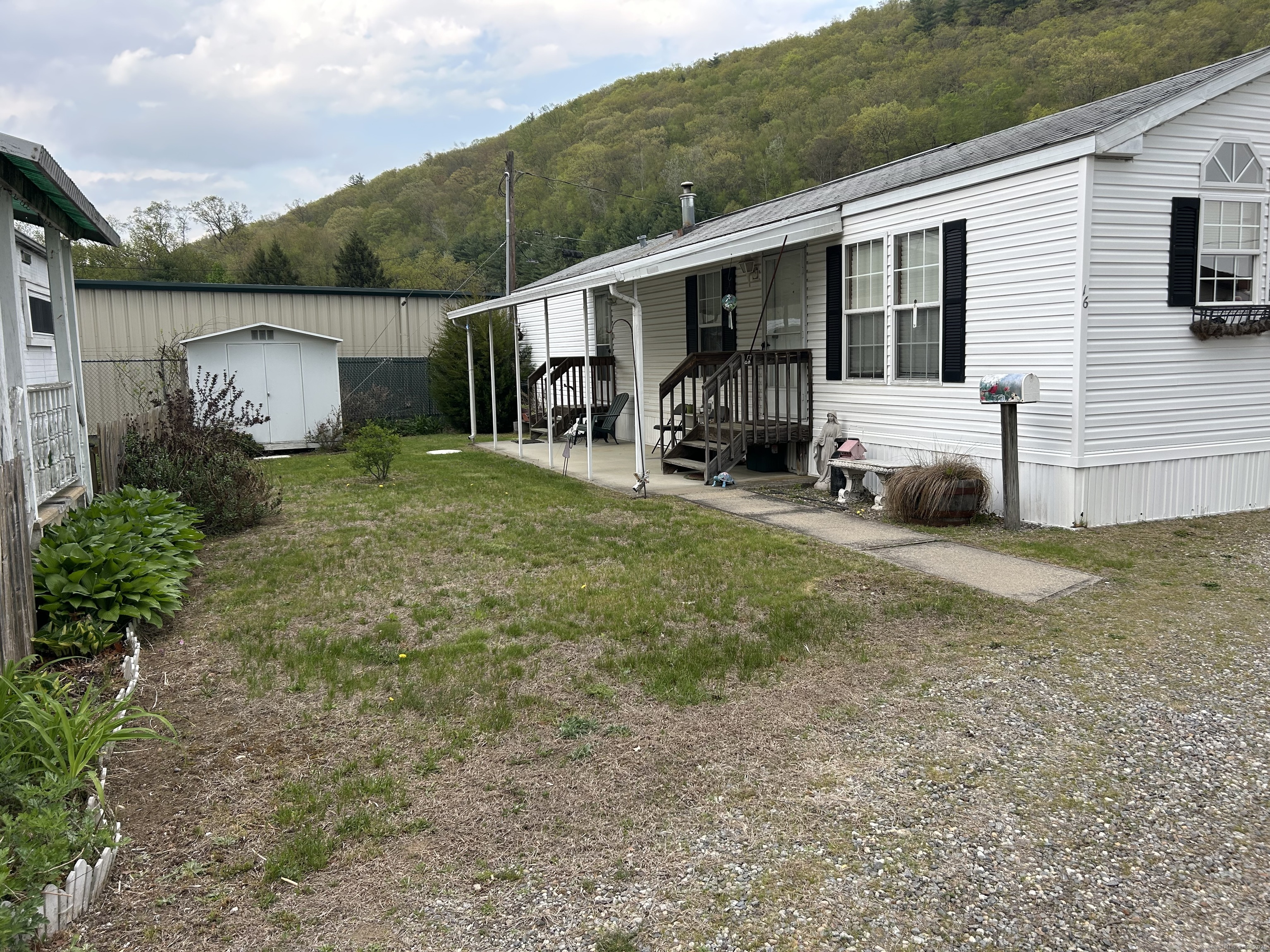 16 New Street, Beacon Falls, Connecticut image 1