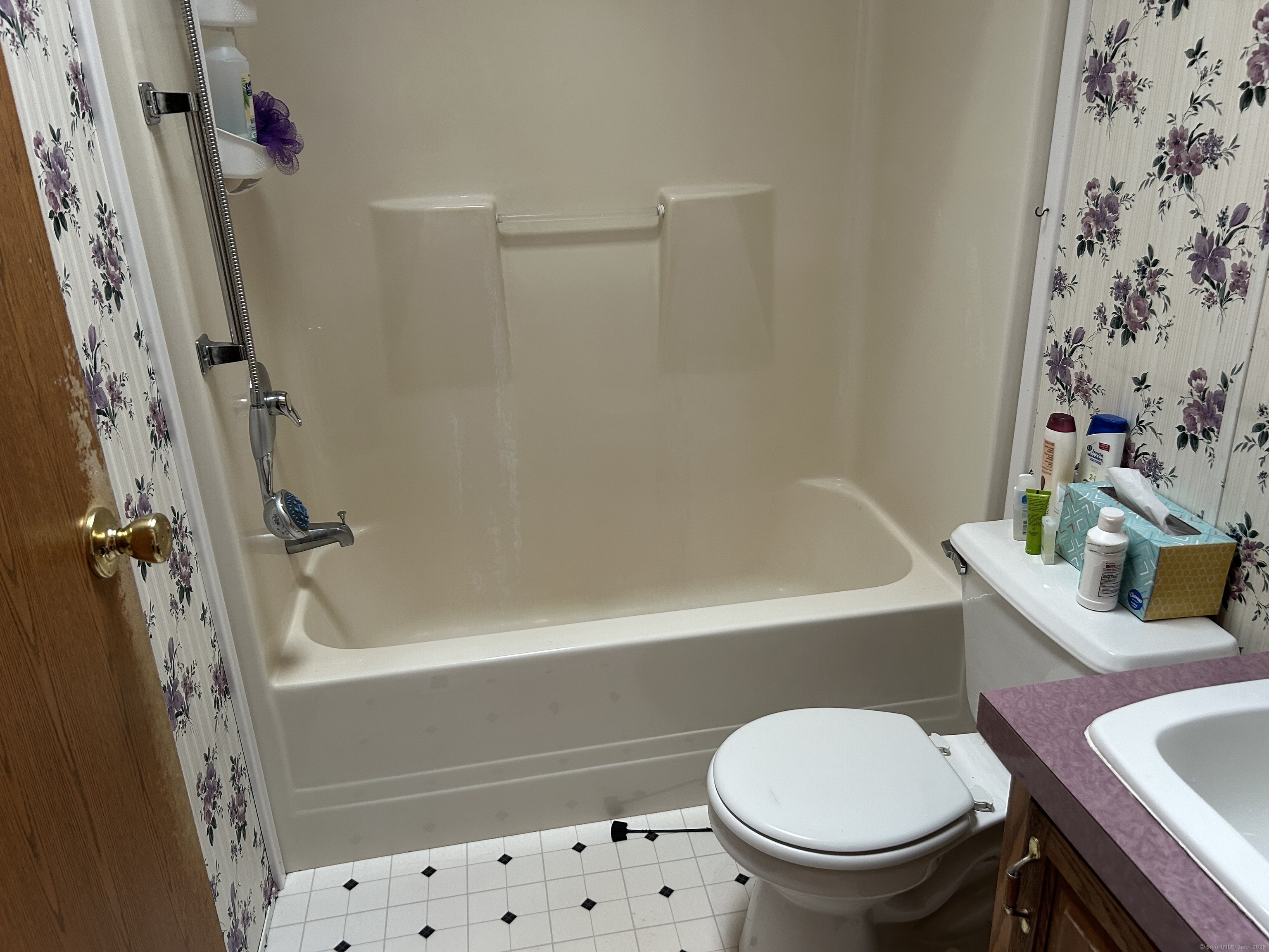 16 New Street, Beacon Falls, Connecticut image 12