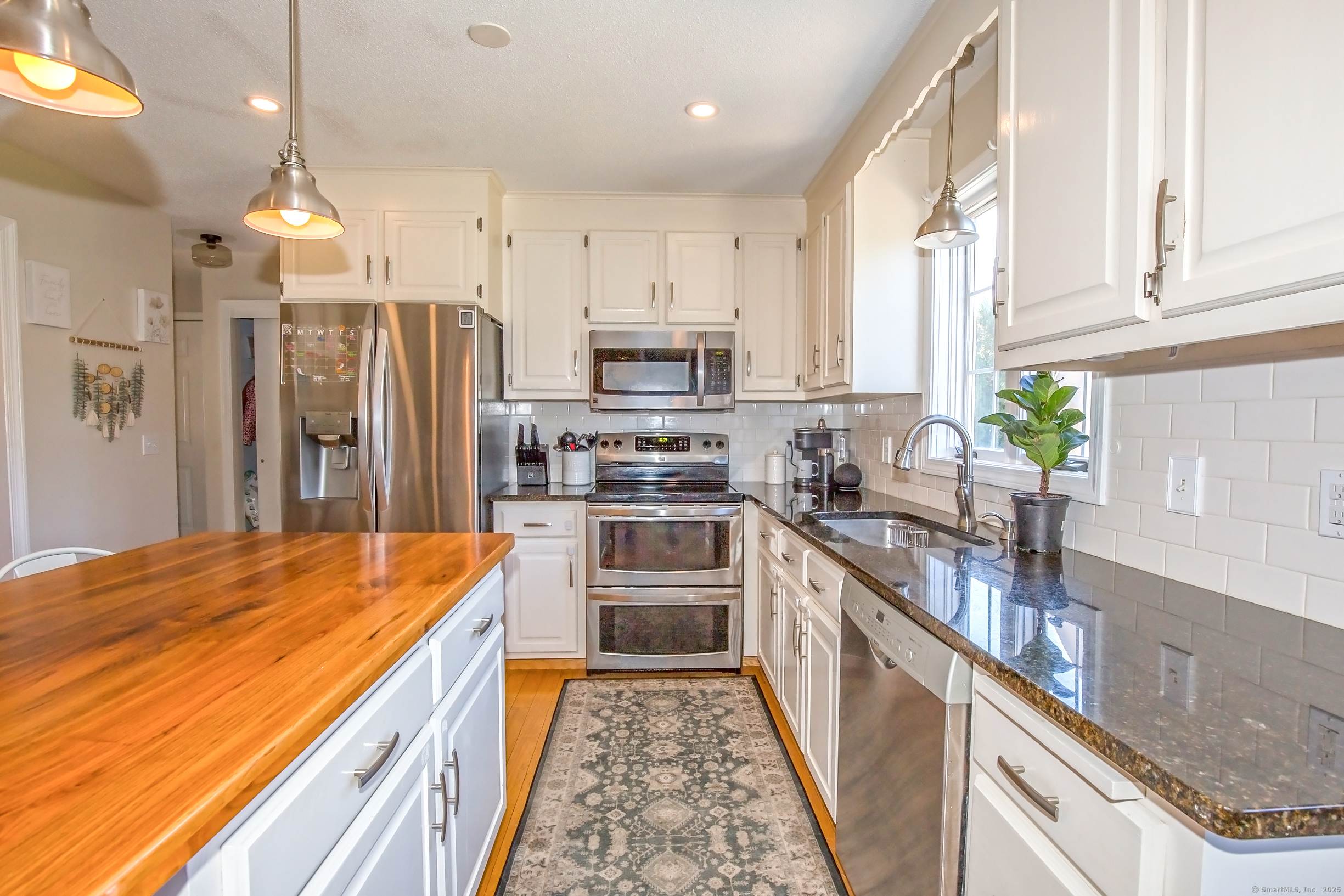 66 Farmbrook Lane