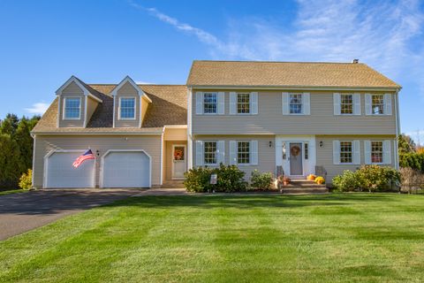 Photo of 66 Farmbrook Lane, South Windsor, CT 06074 (MLS # 24133941)