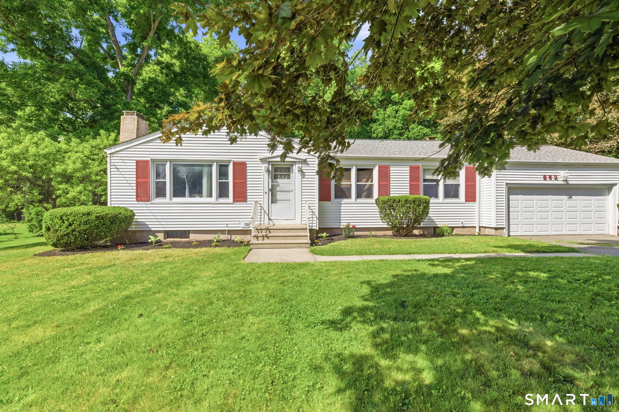 852 Brookside Drive