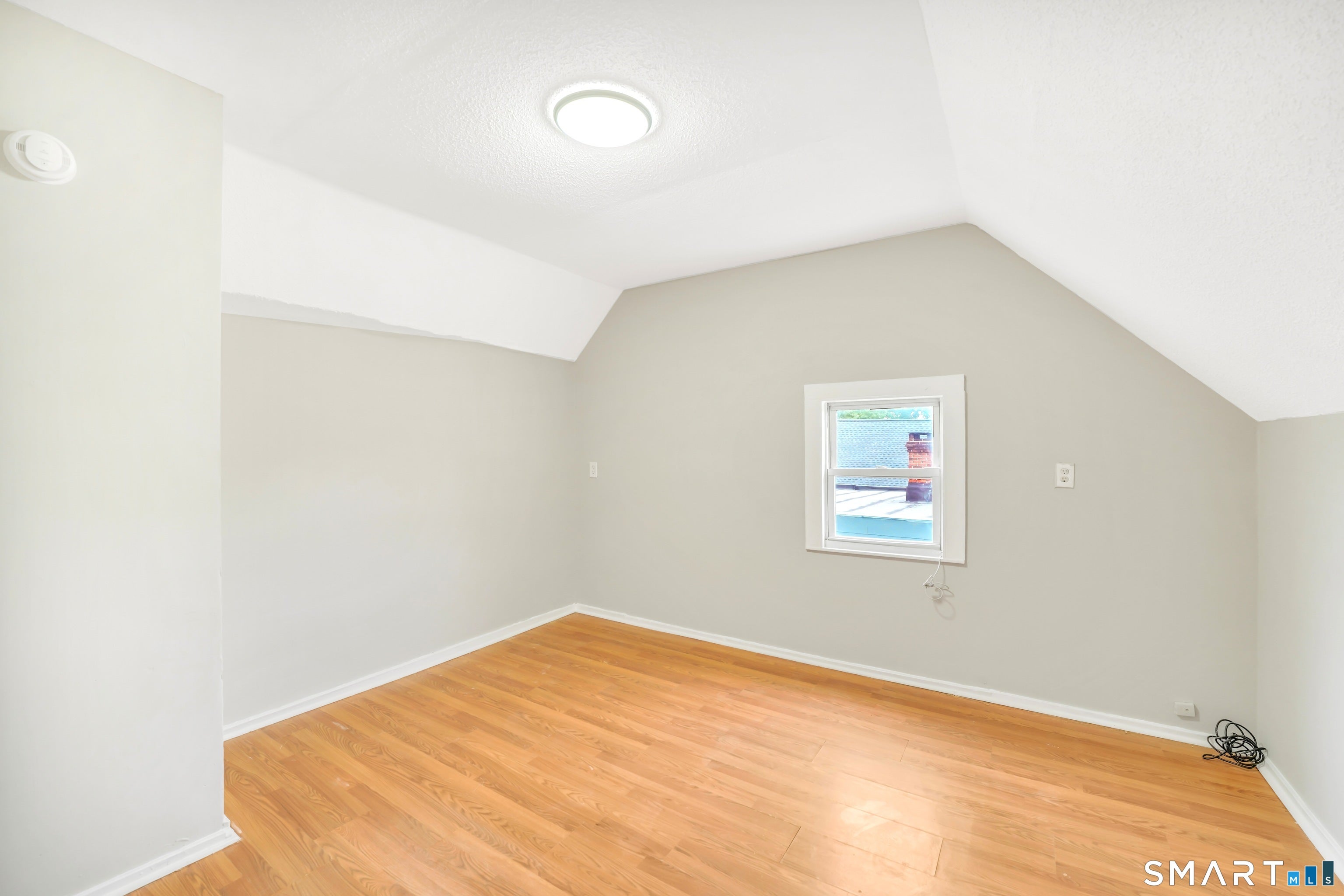 76 Thompson Street 3