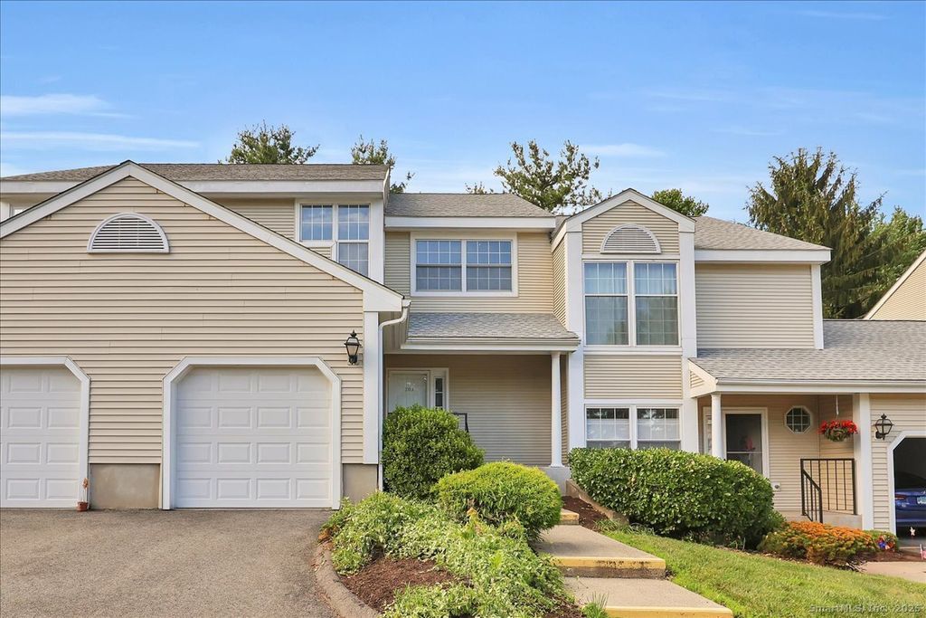 Photo of 203 Limner Circle #203, Rocky Hill, CT 06067 (MLS # 24143178)