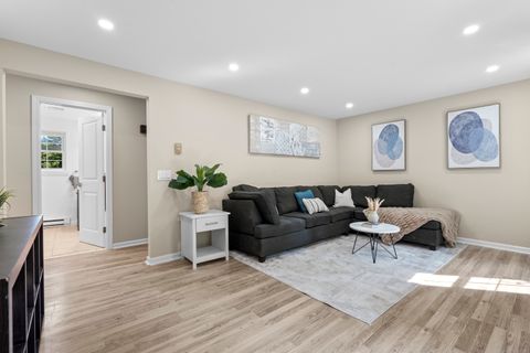 13 Williams Court Wolcott CT 06716