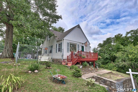 Homes For Sale - 250 Wall Street<br/> Waterbury, CT 06704