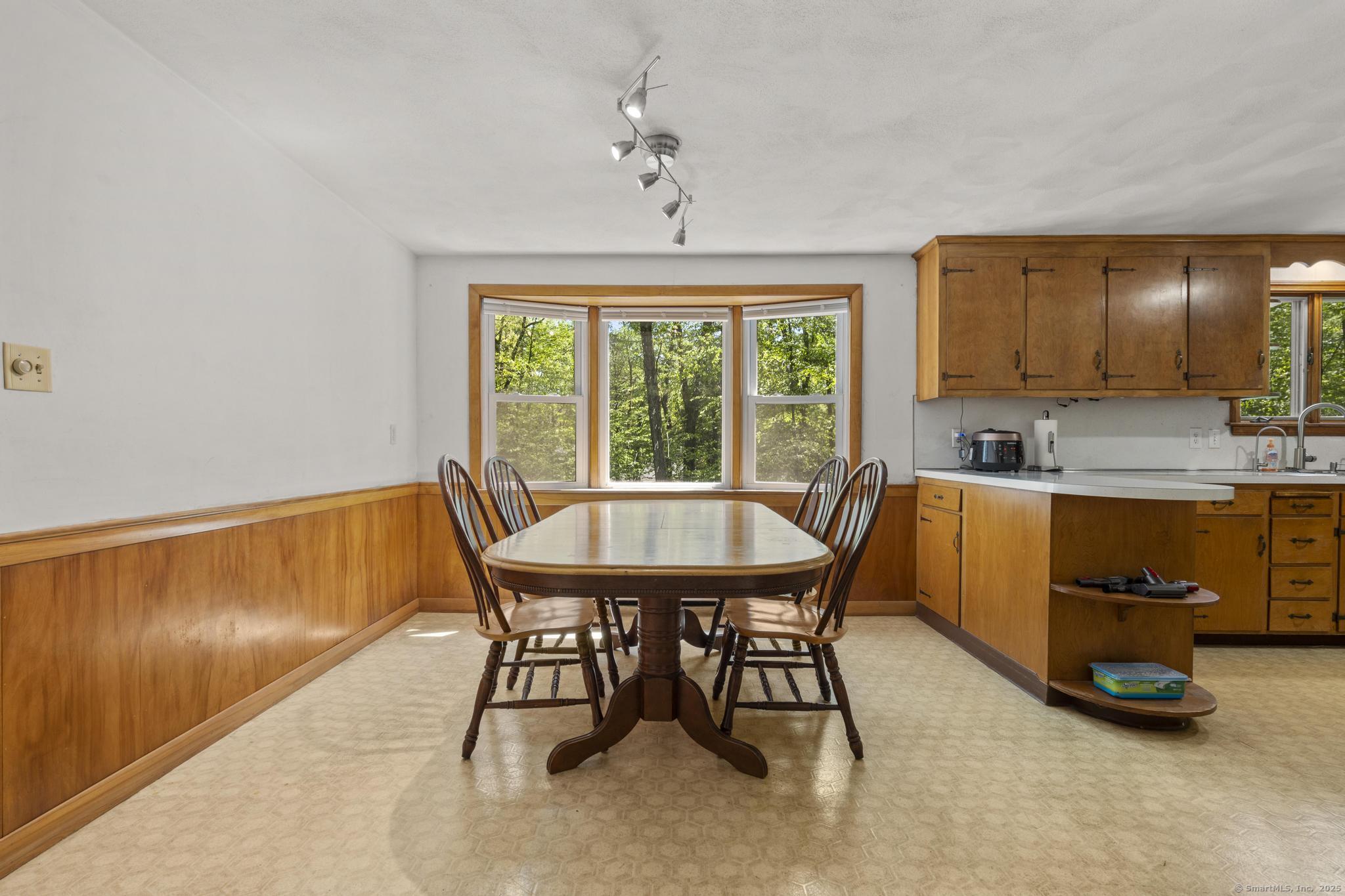 30 Stillbrook Road, Avon, Connecticut image 13