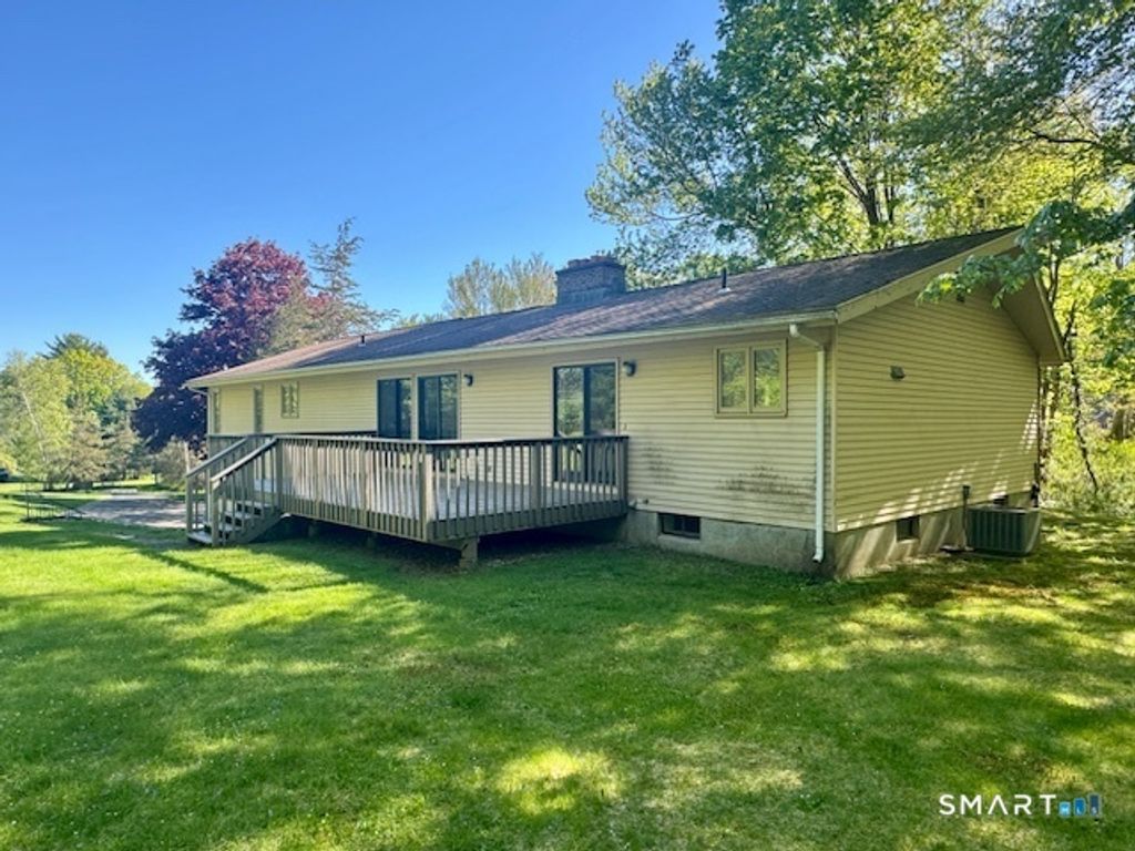 Photo of 21 Maple Vale Drive, Woodbridge, CT 06525 (MLS # 24171292)