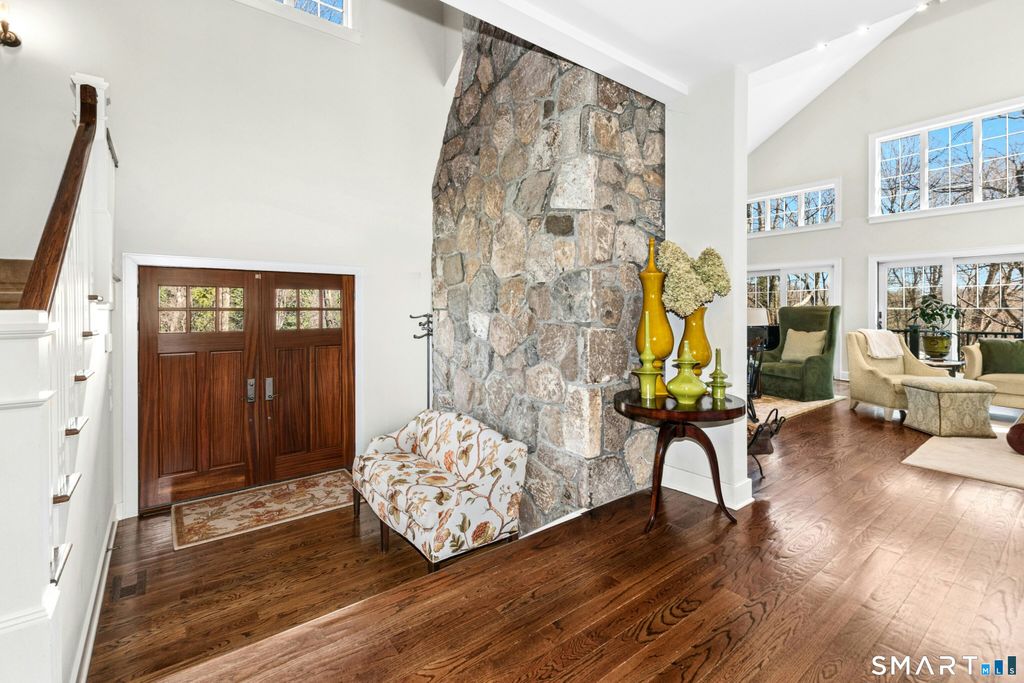 Photo of 9 Dancing Bear Road, Norwalk, CT 06853 (MLS # 24165143)