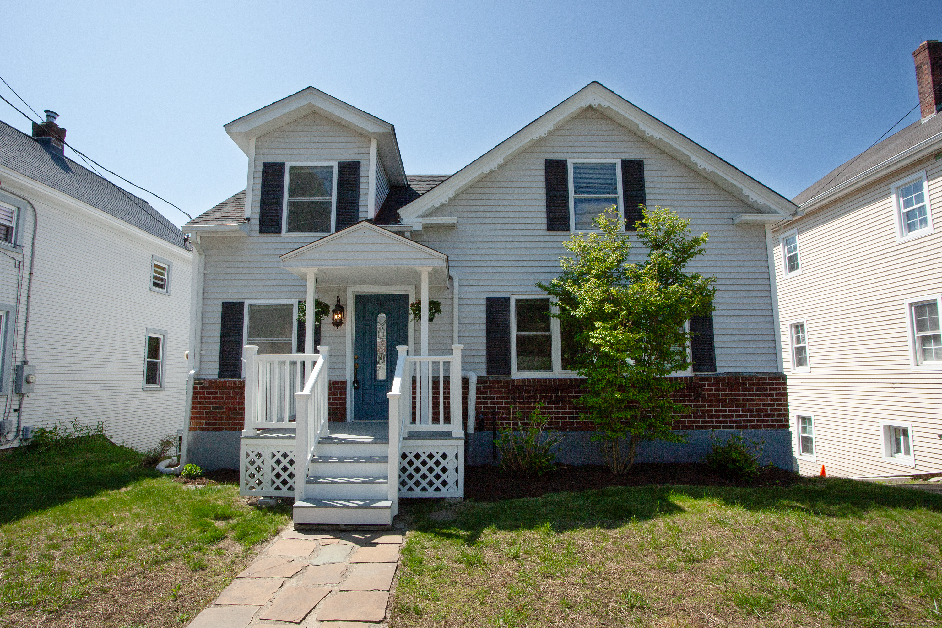 39 Cottage Street, New Hartford, Connecticut image 1