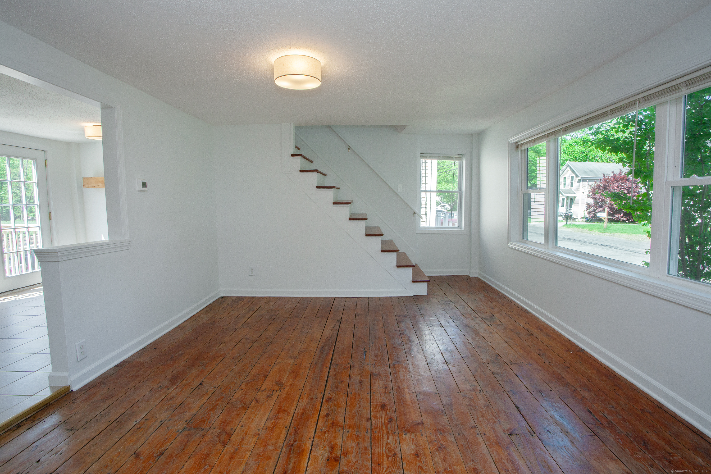 39 Cottage Street, New Hartford, Connecticut image 17