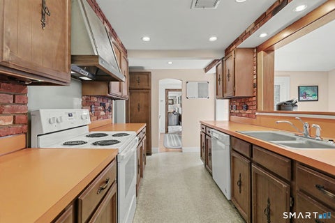 Tiny photo for 10 Hillwood Place, Norwalk, CT 06850 (MLS # 24209131)