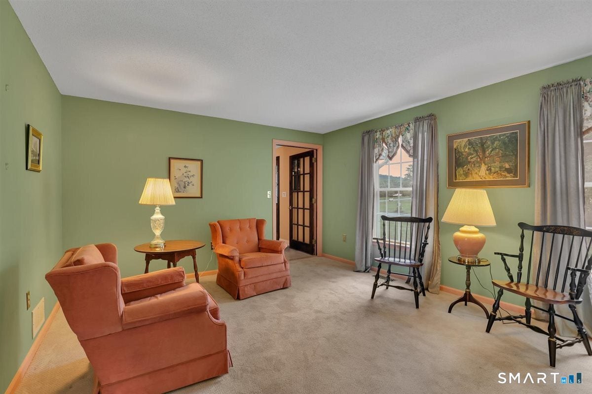 16 Ciccolella Court