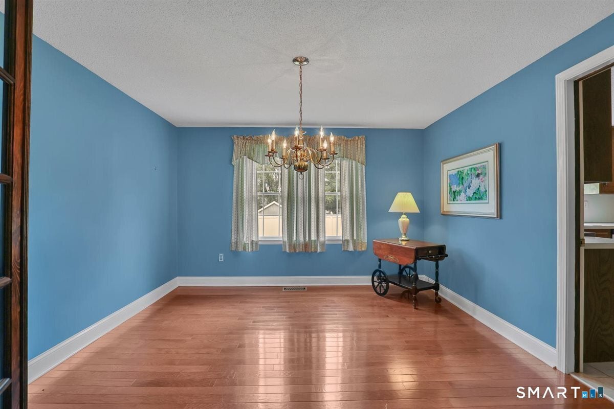 16 Ciccolella Court