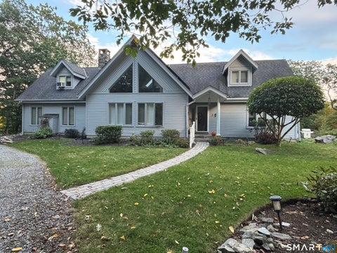Photo of 2 Hopewell Road, Newtown, CT 06470 (MLS # 24211417)