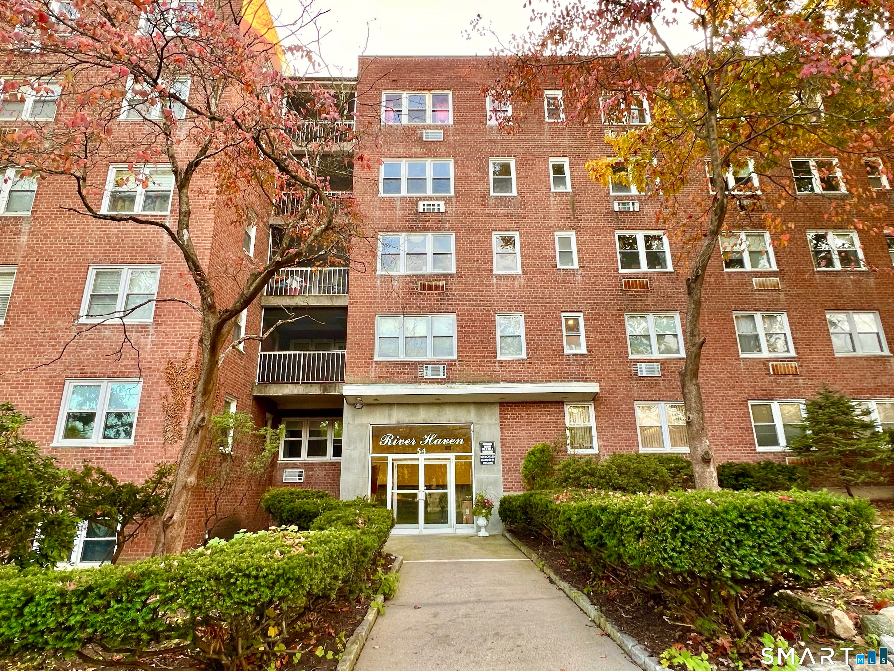 54 W North Street 408