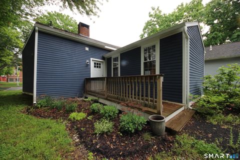 Homes For Rent - 244C Church Street<br/> Guilford, CT 06437