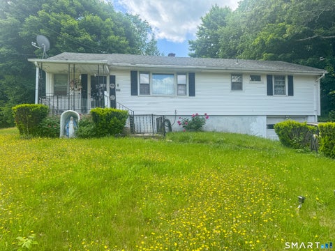 Homes For Sale - 140 Bailey Avenue<br/> Meriden, CT 06451