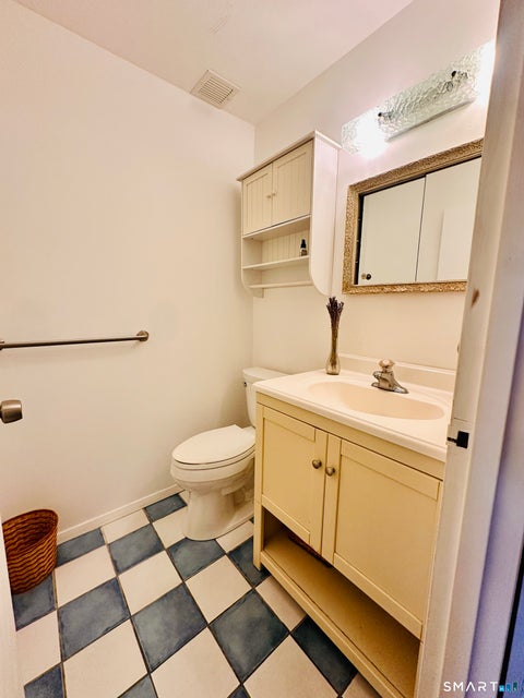 Tiny photo for 155 Brewster Street #4H, Bridgeport, CT 06605 (MLS # 24198950)