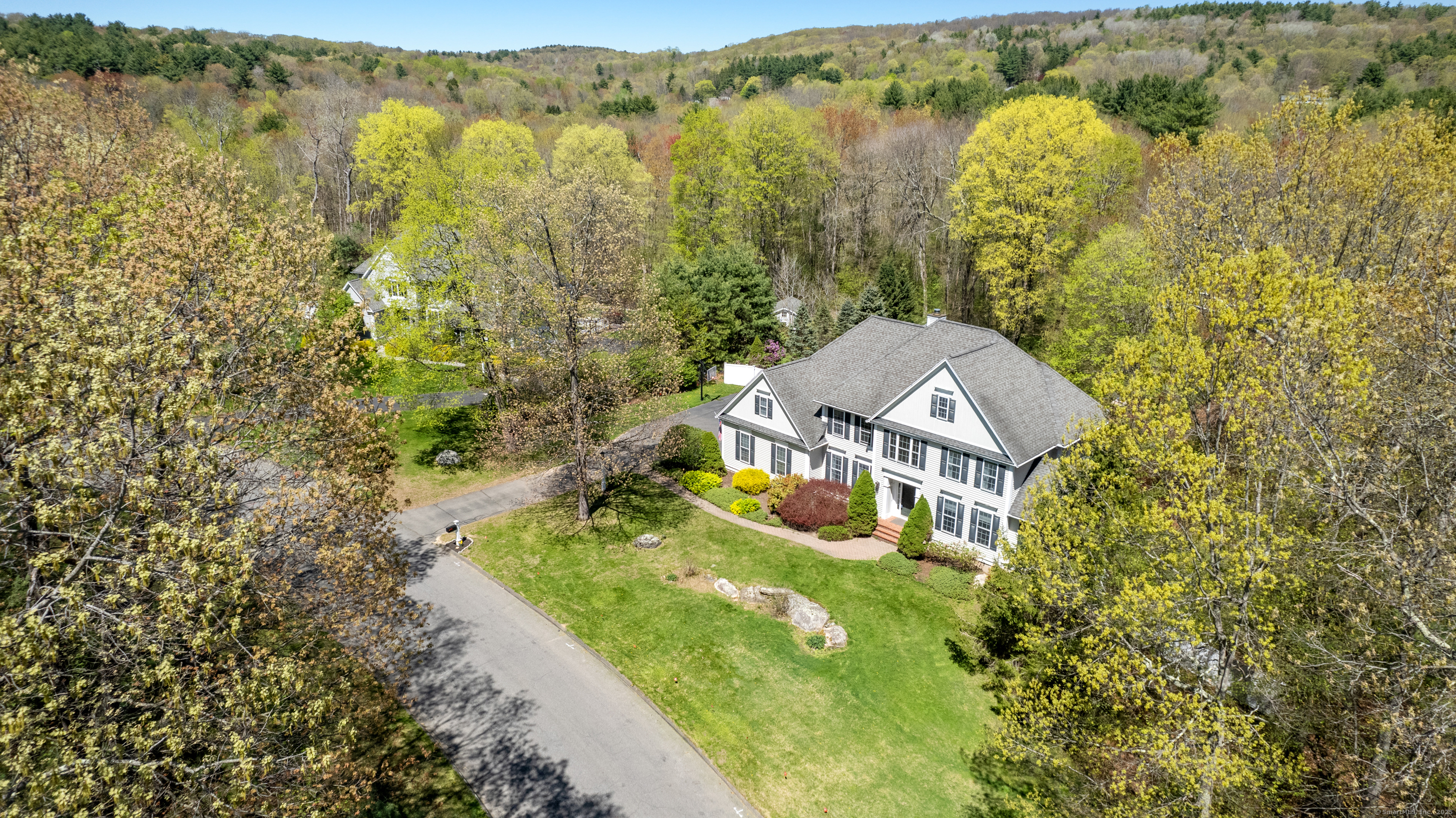 40 Wilders Pass, Canton, Connecticut image 1