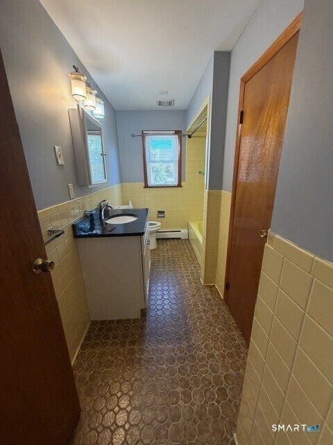 Tiny photo for 64 Nash Lane, Bridgeport, CT 06605 (MLS # 24212408)