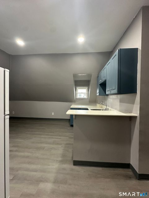 Tiny photo for 402-404 Sigourney Street #3rd Floor, Hartford, CT 06112 (MLS # 24161362)