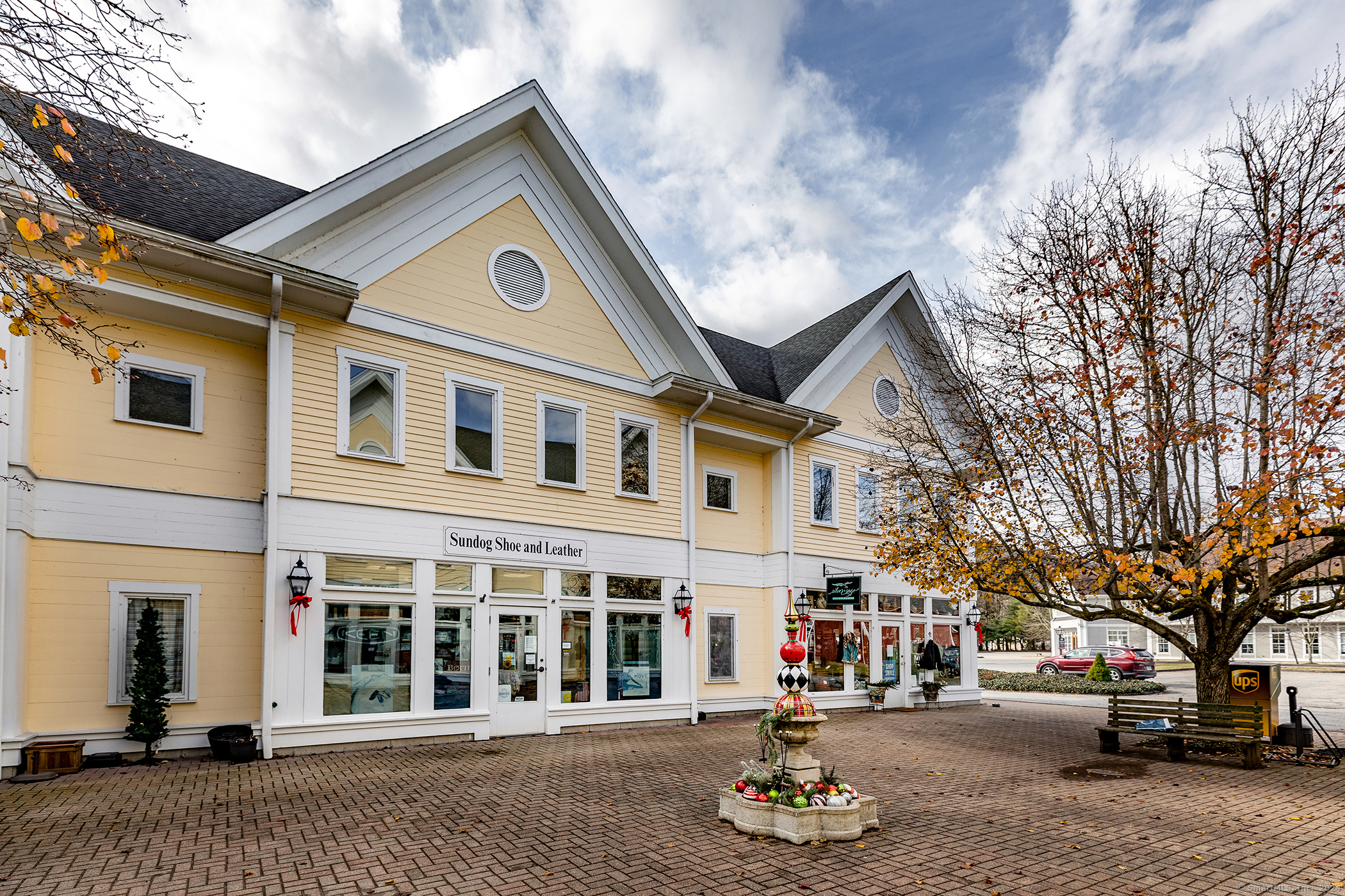 25 North Main Street 5D