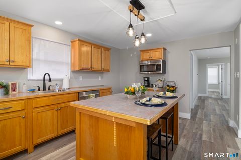 Tiny photo for 25 Putnam Road, Plainfield, CT 06374 (MLS # 24164572)