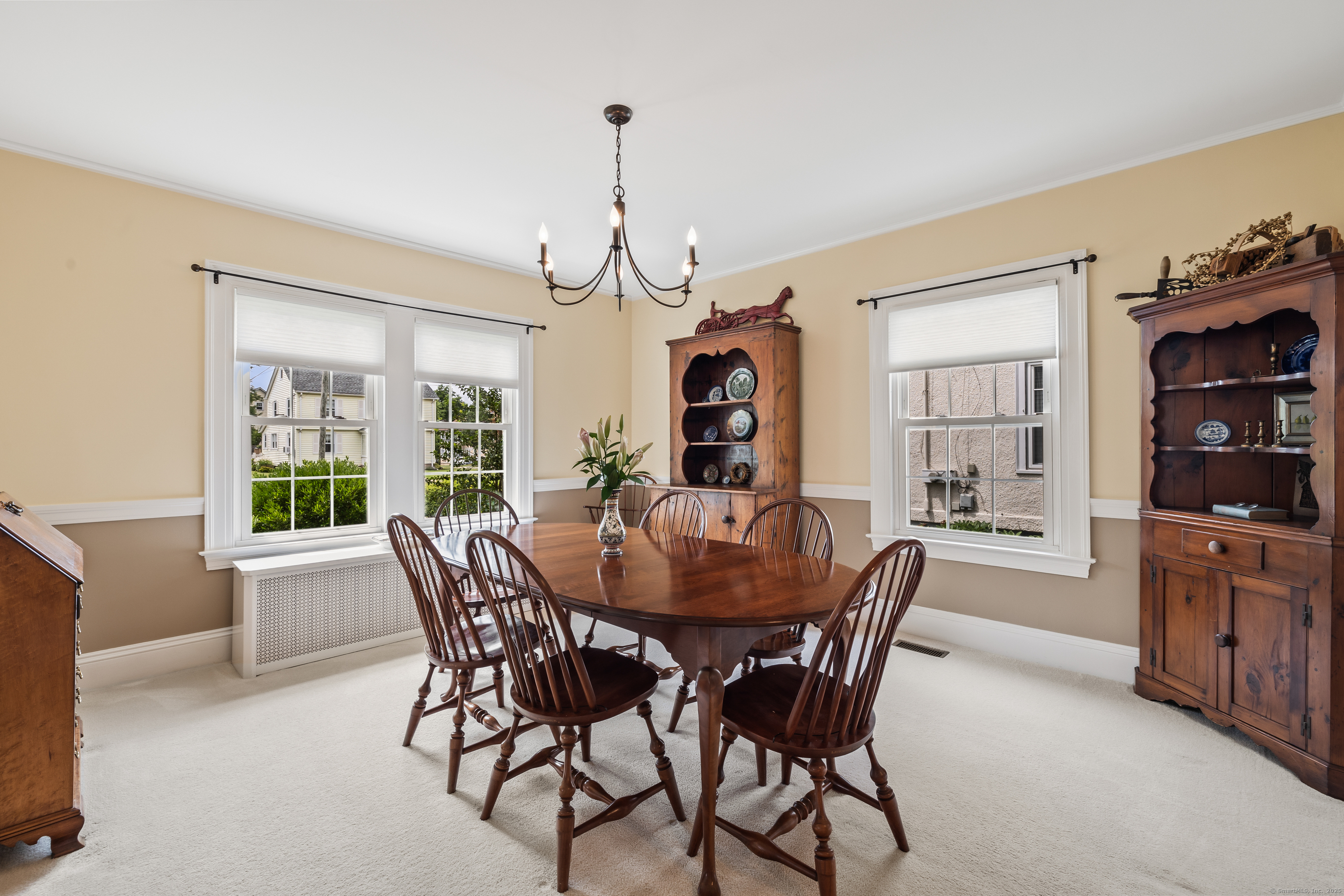 West Hartford, Connecticut 06119, United States, 4 Bedrooms Bedrooms, ,3 BathroomsBathrooms,Residential,Active,178392