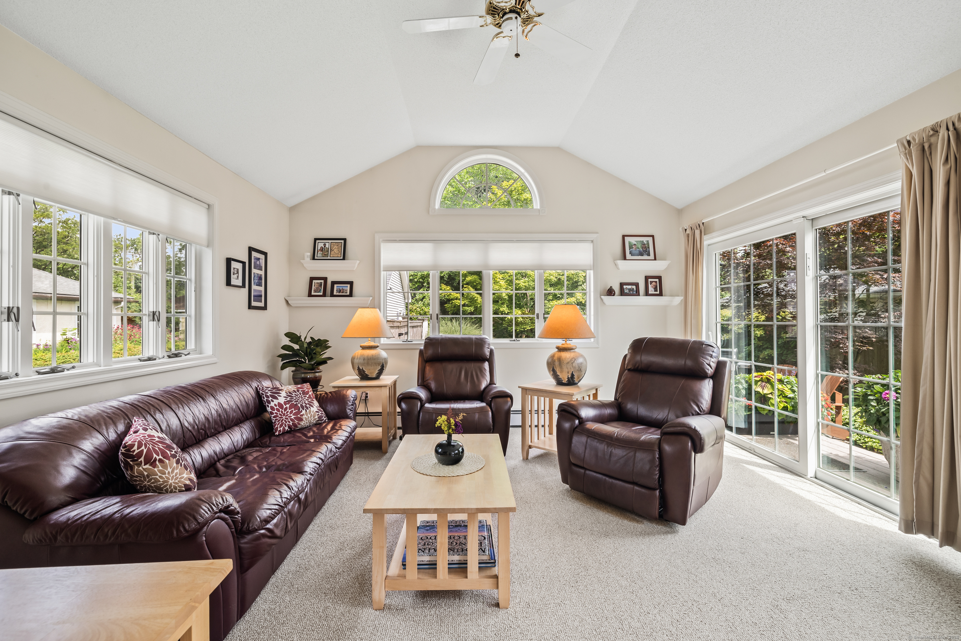 West Hartford, Connecticut 06119, United States, 4 Bedrooms Bedrooms, ,3 BathroomsBathrooms,Residential,Active,178392