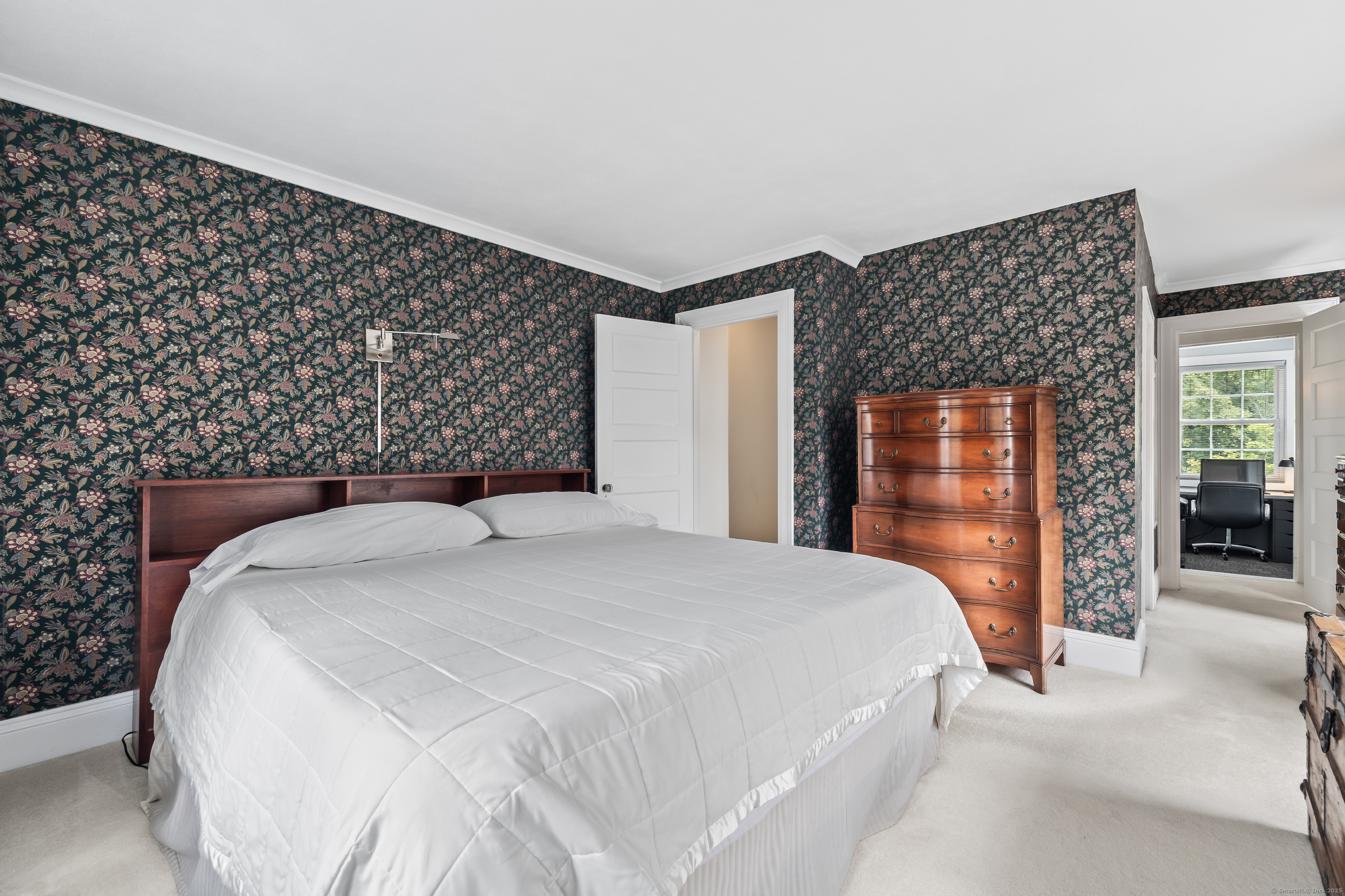 West Hartford, Connecticut 06119, United States, 4 Bedrooms Bedrooms, ,3 BathroomsBathrooms,Residential,Active,178392