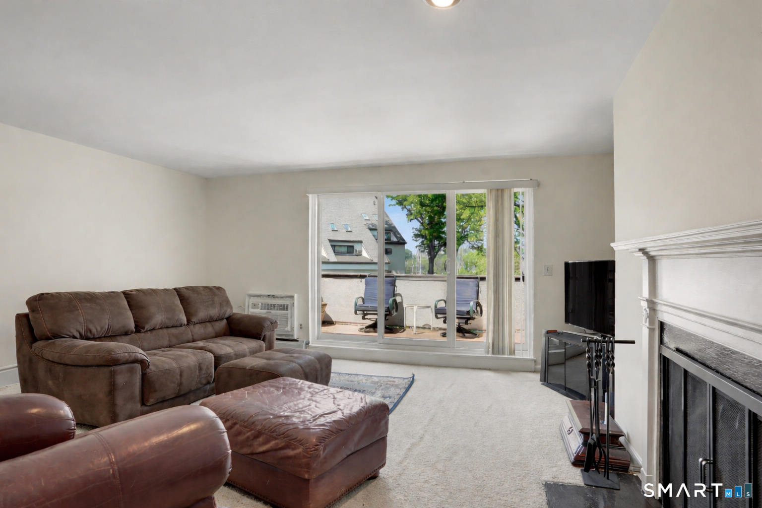 89 Harbor Drive 206