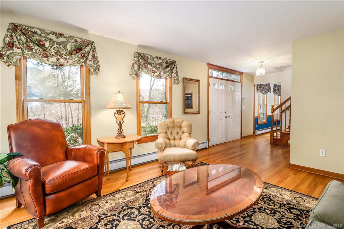 129A Hanover Road, Newtown, Connecticut image 4