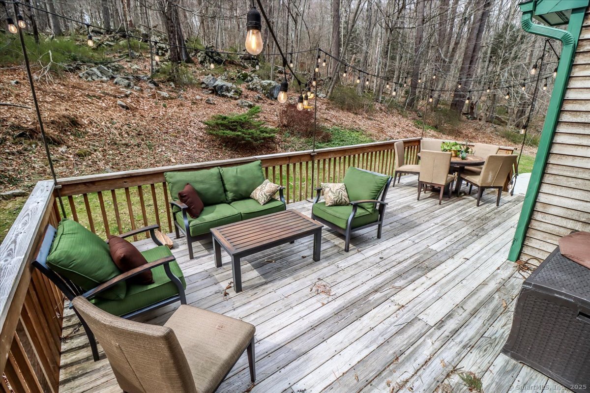 129A Hanover Road, Newtown, Connecticut image 32