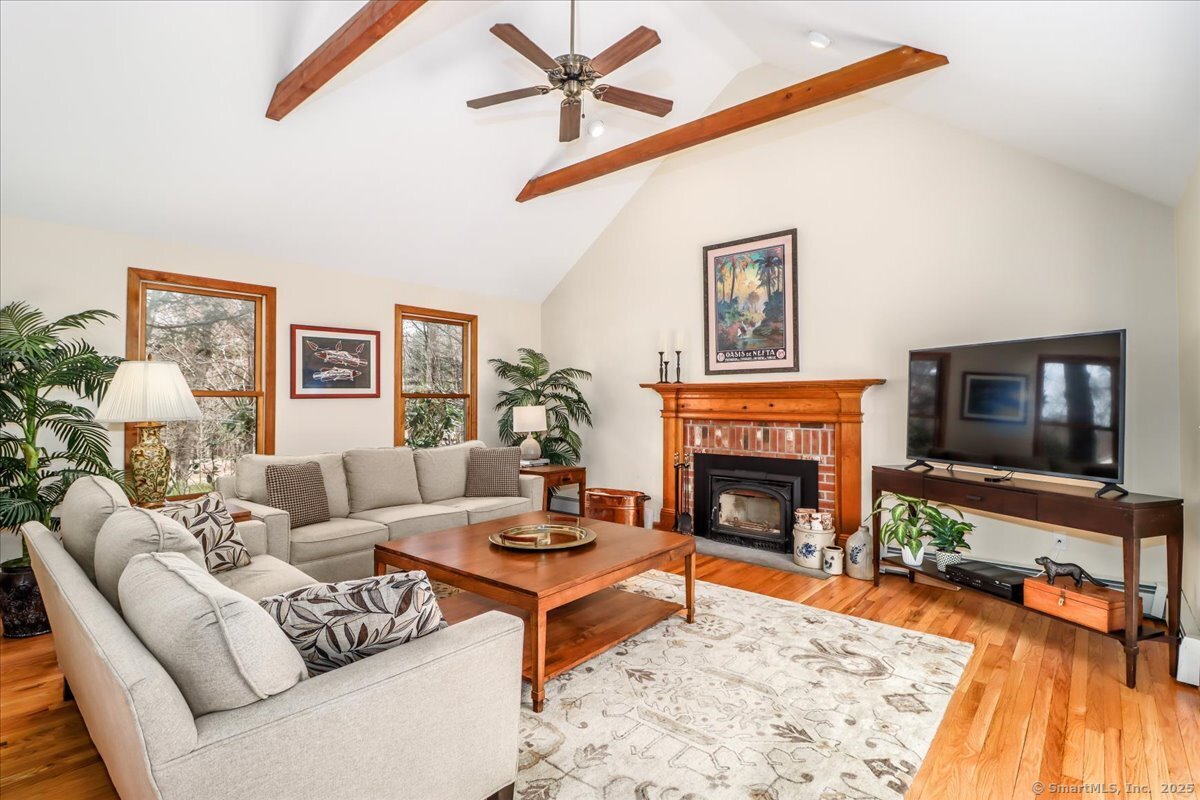 129A Hanover Road, Newtown, Connecticut image 10