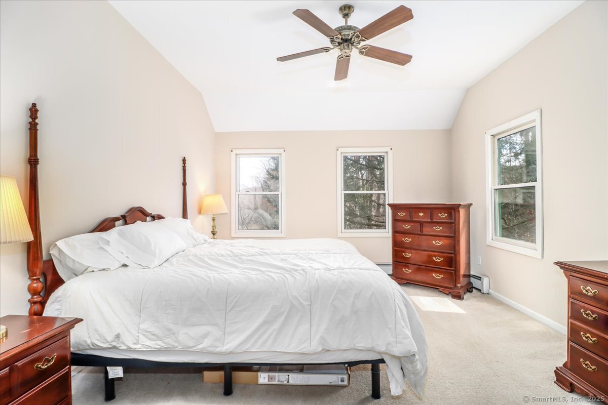 129A Hanover Road, Newtown, Connecticut image 18