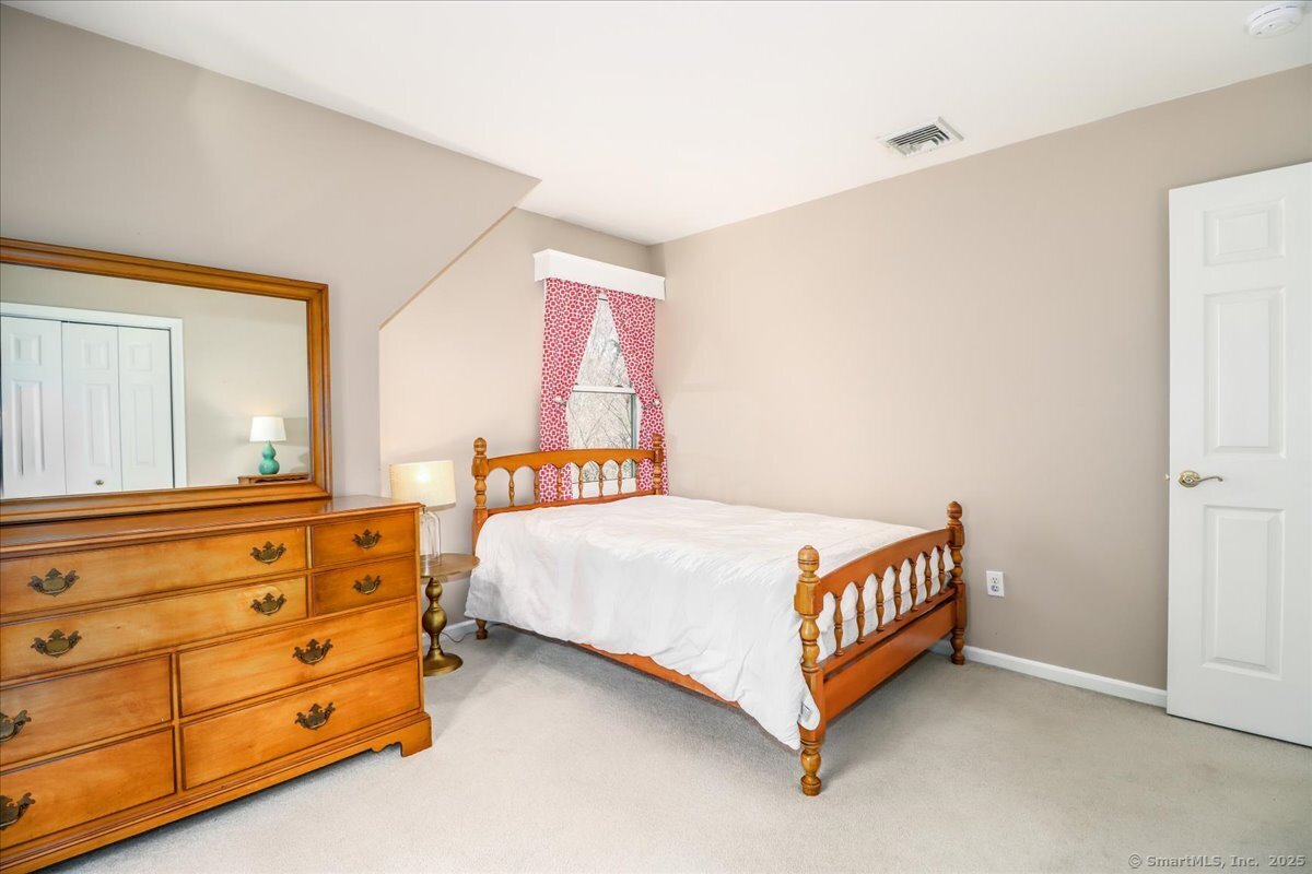 129A Hanover Road, Newtown, Connecticut image 24