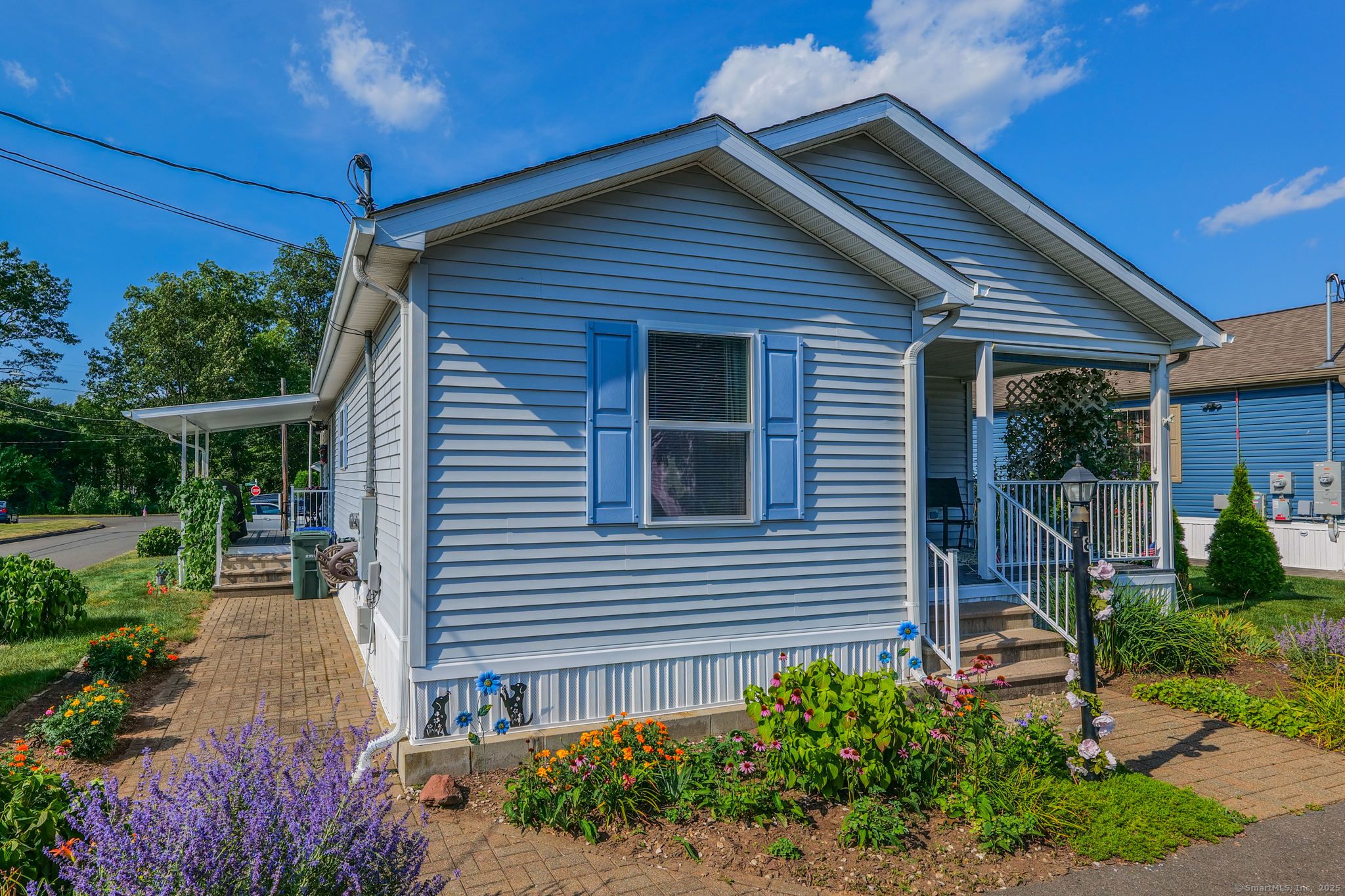 8 Hemlock Road