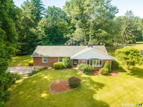 Homes For Sale - 229 South Street<br/> Windham County, Brooklyn, CT 06234