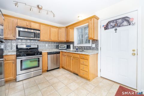 Tiny photo for 240 Wesley Street #APT 4, Waterbury, CT 06708 (MLS # 24146036)
