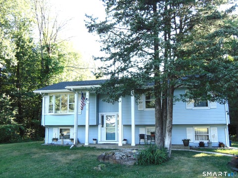Photo of 25 Hillcrest Heights, Lebanon, CT 06249 (MLS # 24185806)
