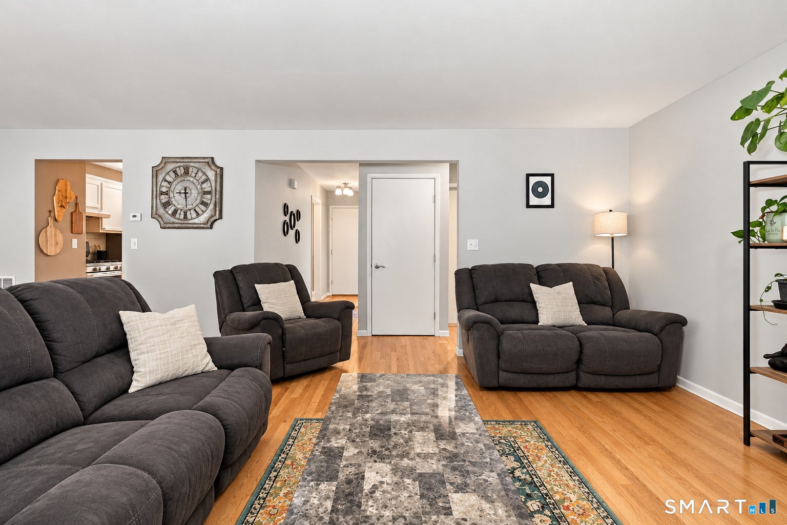 203 Greens Farm Road 203
