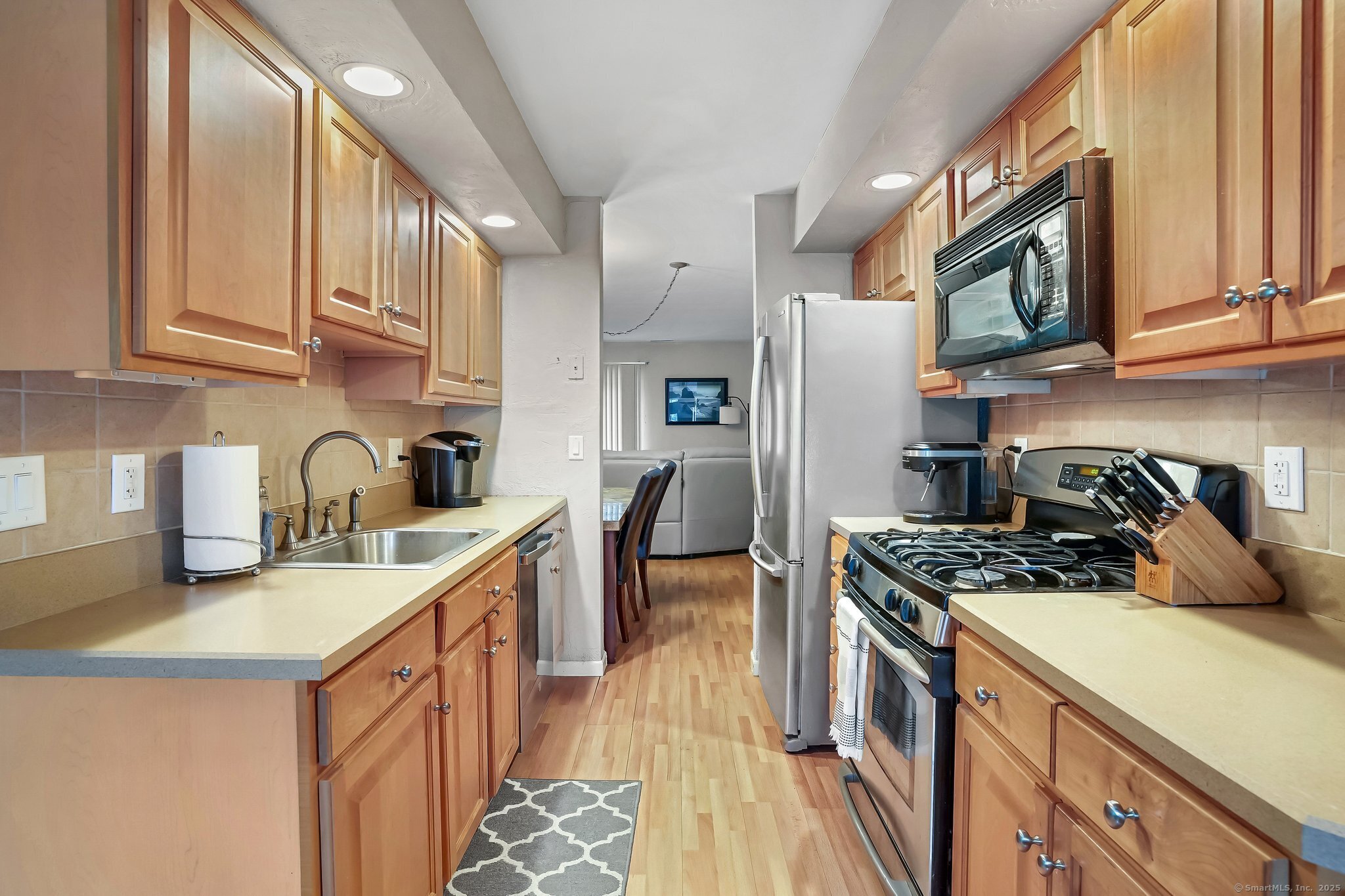 5 Greenview Lane #5, Milford, Connecticut image 3
