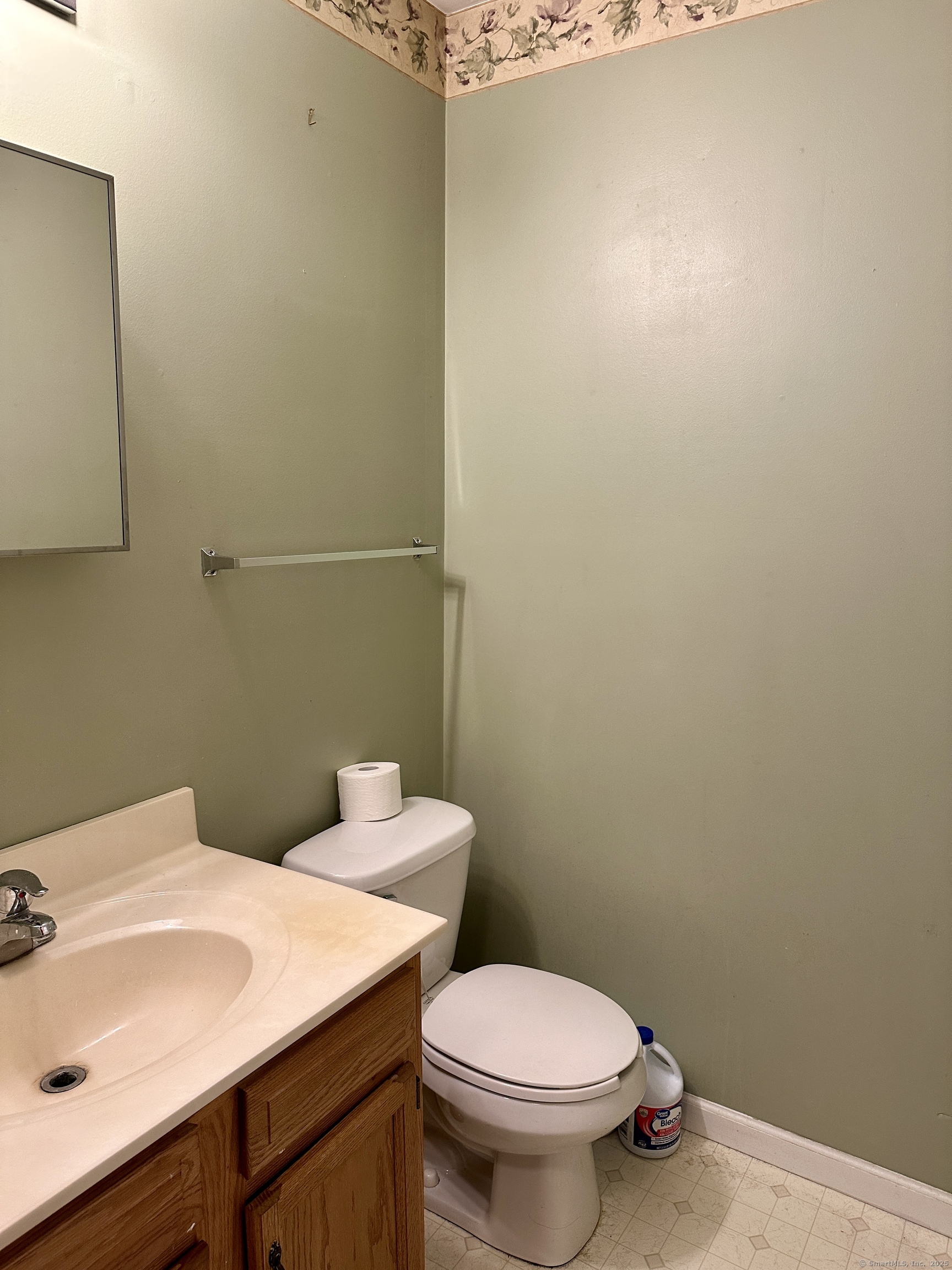 160 Stonefield Drive #19, Waterbury, Connecticut image 7