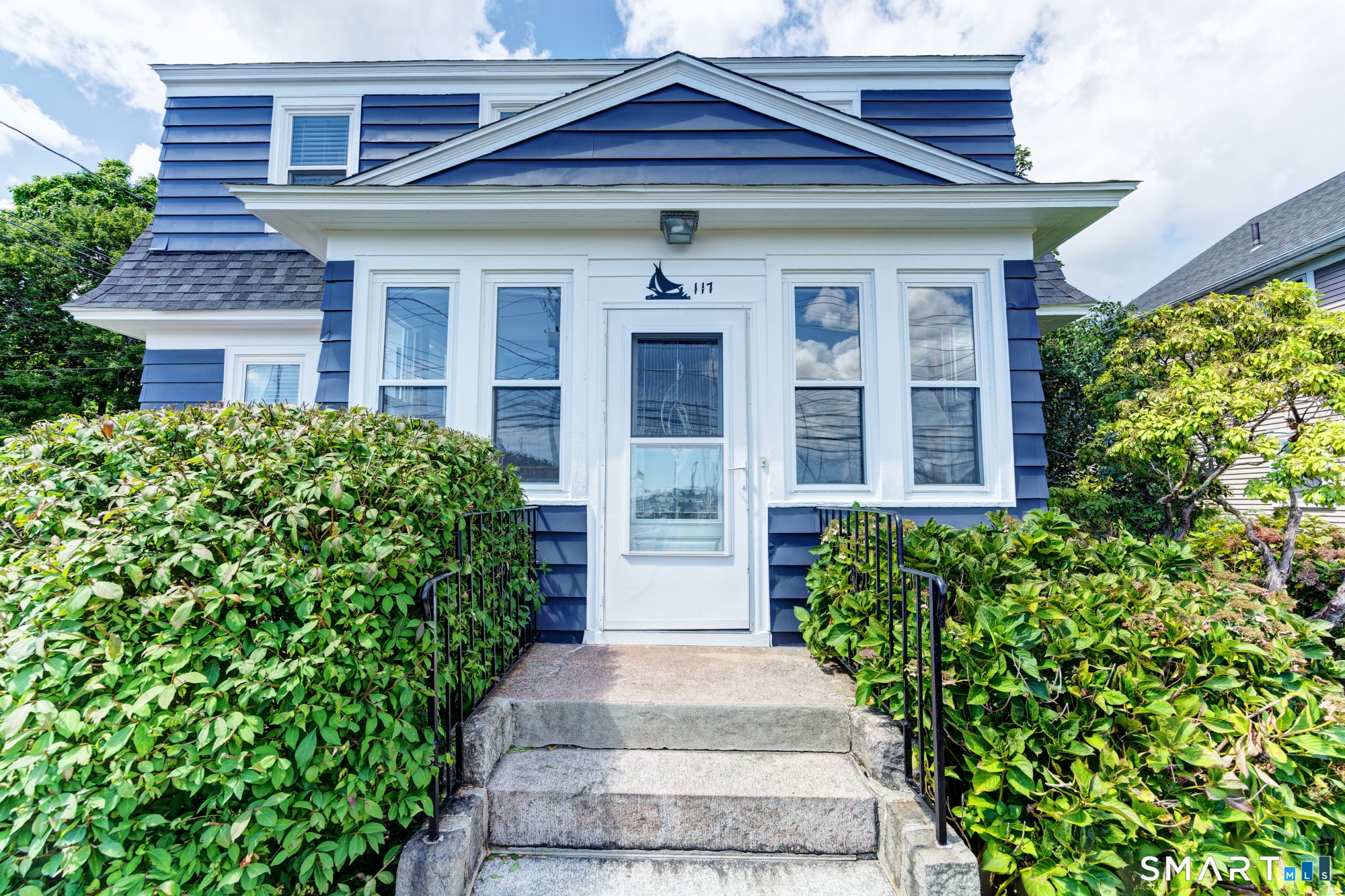 117 Pequot Avenue