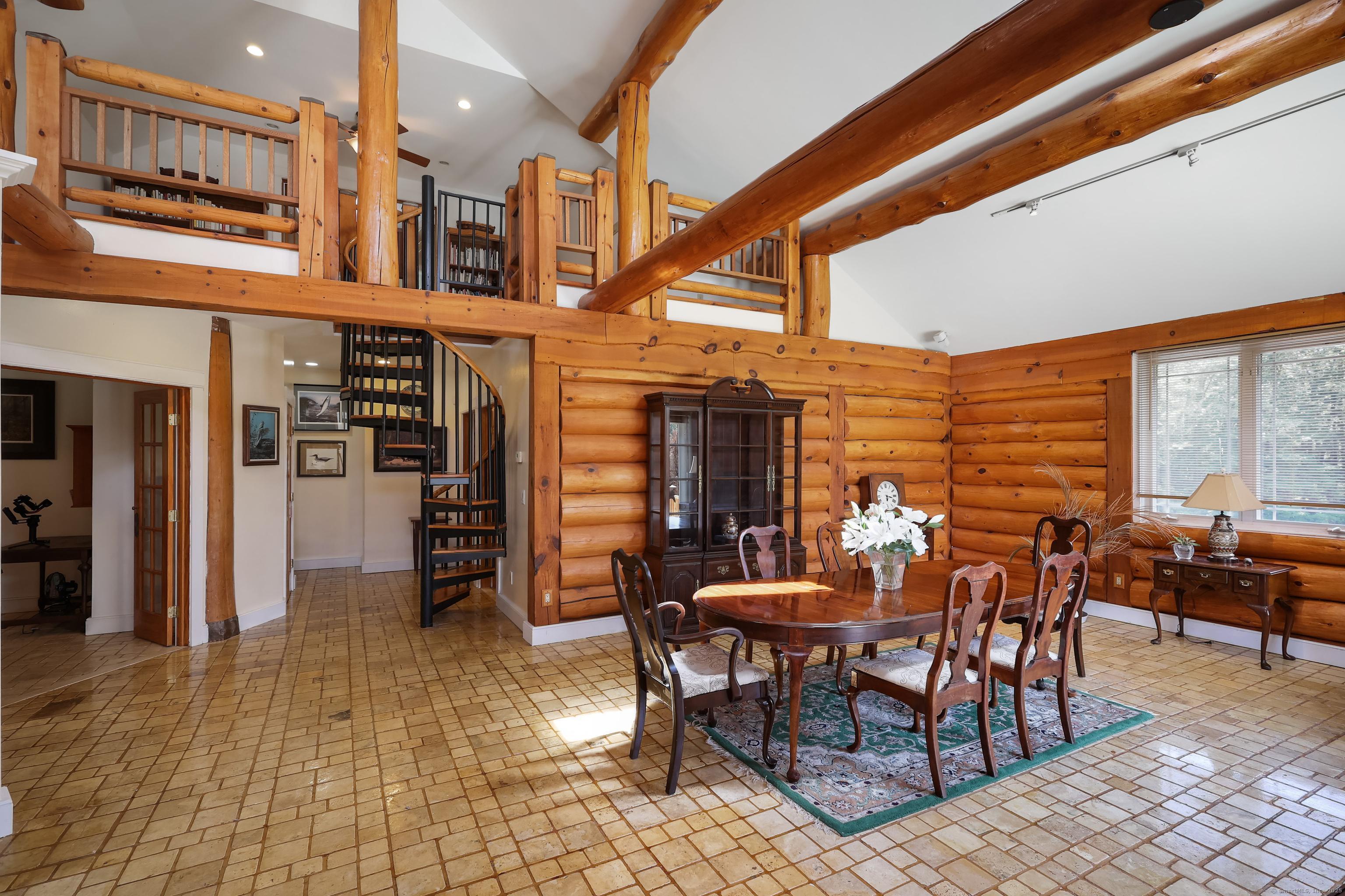 Woodstock, Connecticut 06281, United States, 3 Bedrooms Bedrooms, ,3 BathroomsBathrooms,Residential,Active,165238