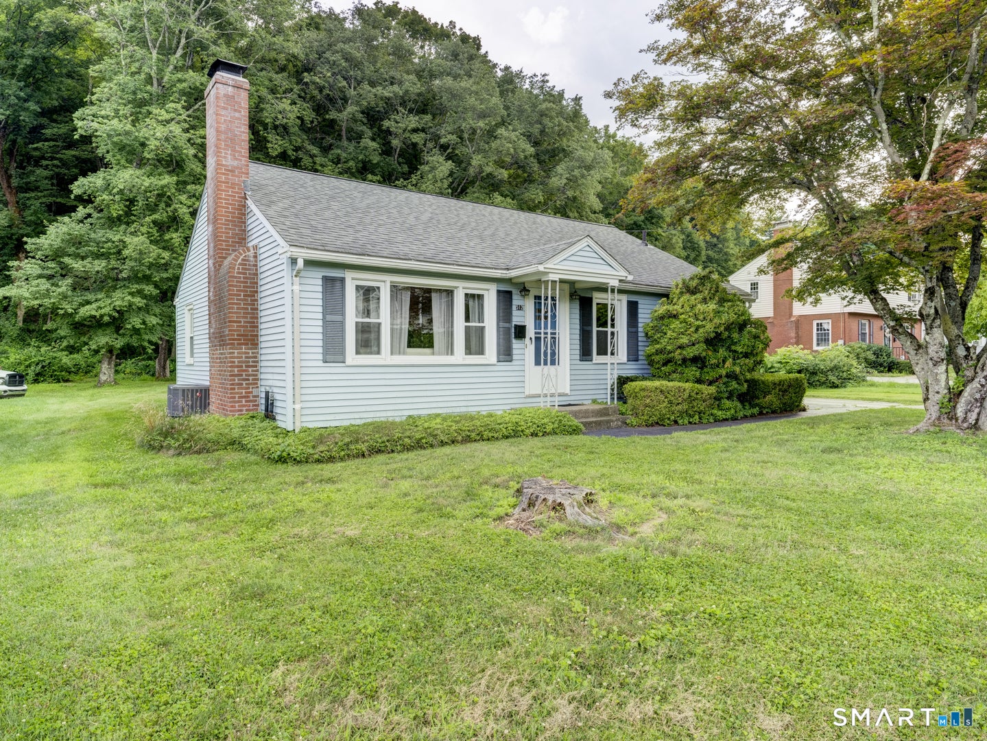 512 Pleasant Street