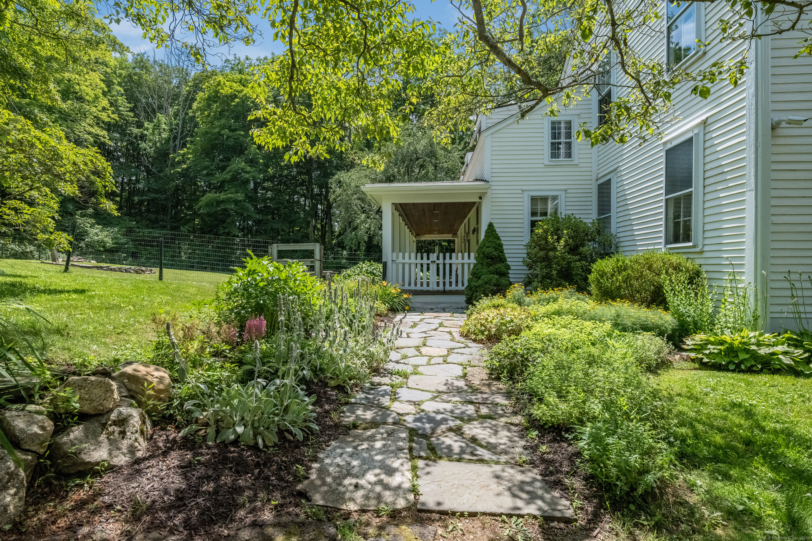 14 E Haddam Colchester Turnpike
