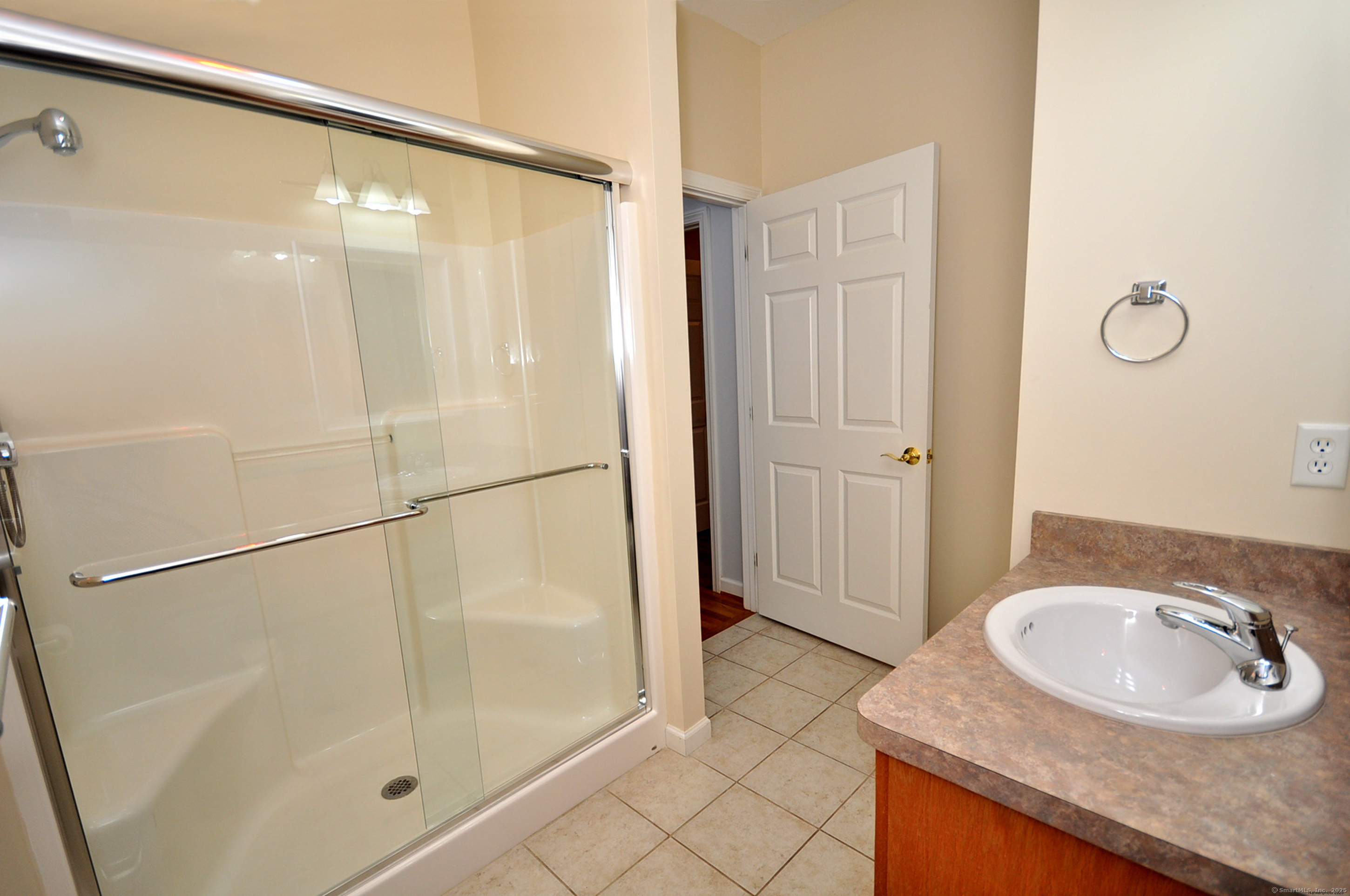 6 River Town Road, Windsor, Connecticut image 32