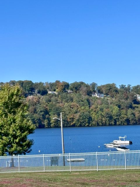 26 Clearview Drive Brookfield CT 06804